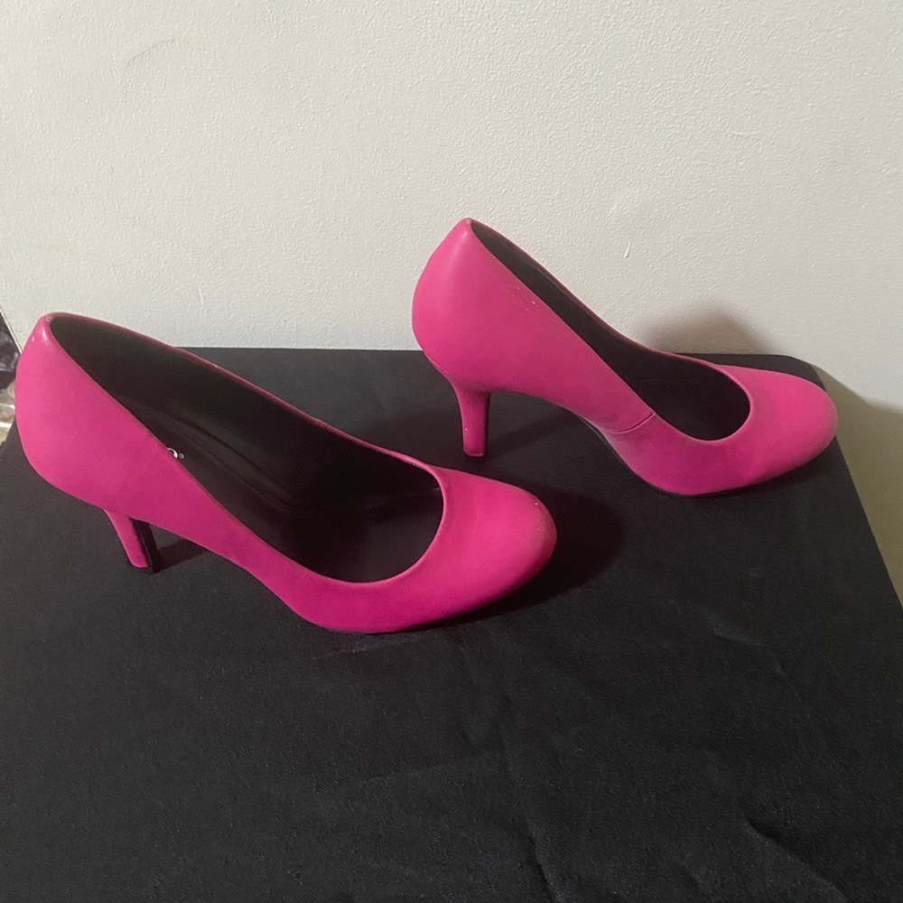 a.n.a Vibrant Pink Women's Heels